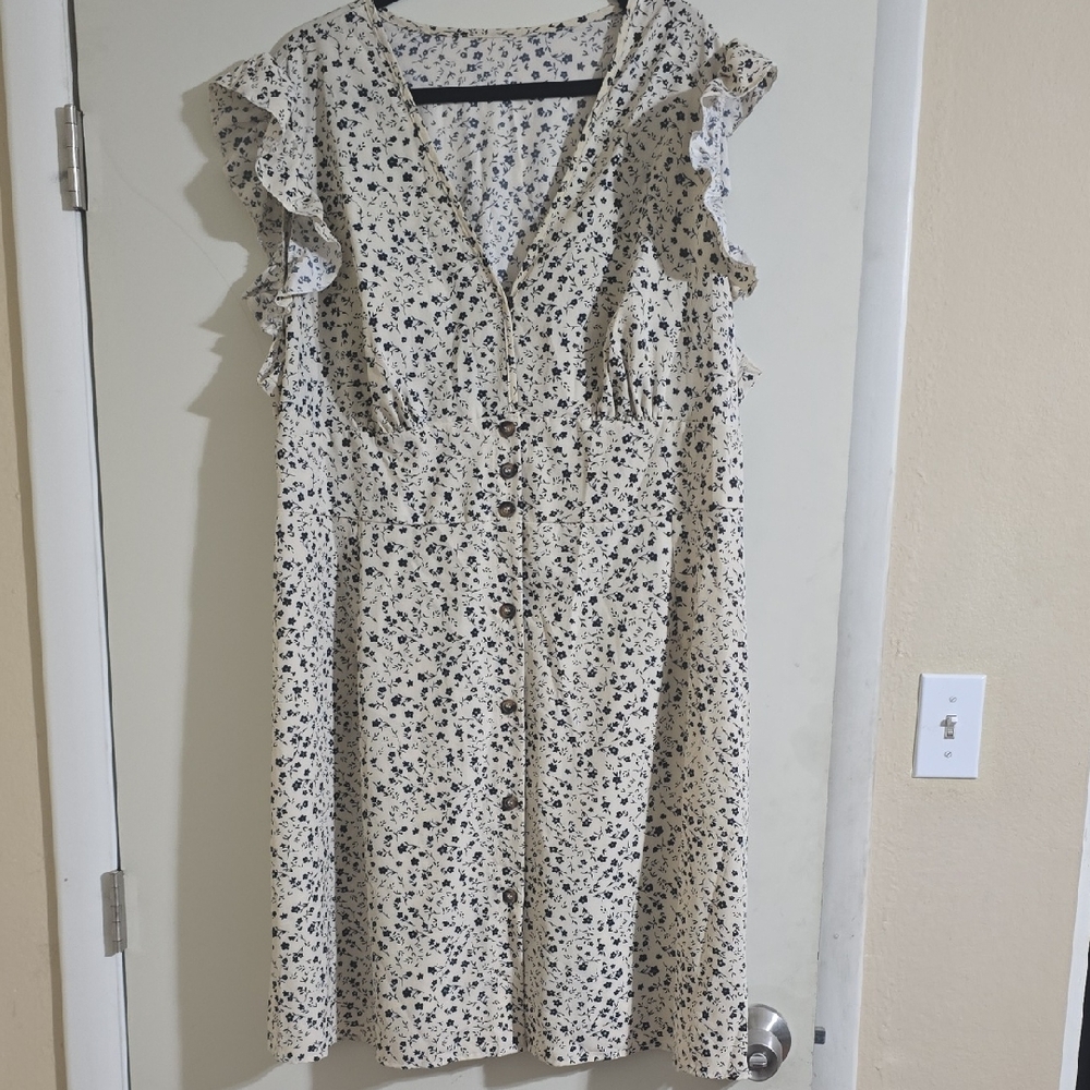 SHEIN Black and Cream Floral Midi Dress